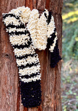 Load image into Gallery viewer, Sequin Cotton Yarn with Mink Cashmere for Knitting, Crochet, NunoFelting, 6mm&3mm Sequin Yarn, Yarn with Wool, 10 yards