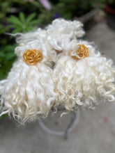 Load image into Gallery viewer, Christmas gift, Natural locks, Wool fleece for felting, Spinning, Needle felting, Waldorf hair, Minifee monster, Doll making, Craft supply