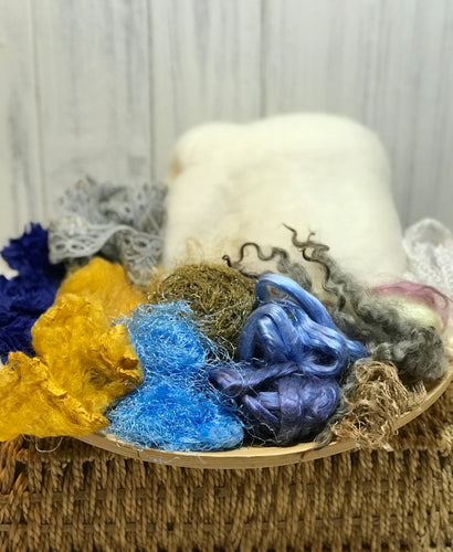 Wet felting kit for scarf with silk, Felting Supplies, DIY Felting-The Garden of Felt by Marina