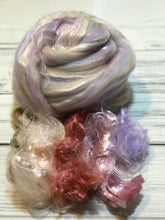 Load image into Gallery viewer, Kit for felting brooches. Supplies for Felting, DIY Kit-The Garden of Felt by Marina